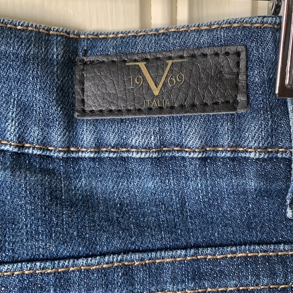 Versace Distressed Skinny Jeans Size 26 - Picture 5 of 12